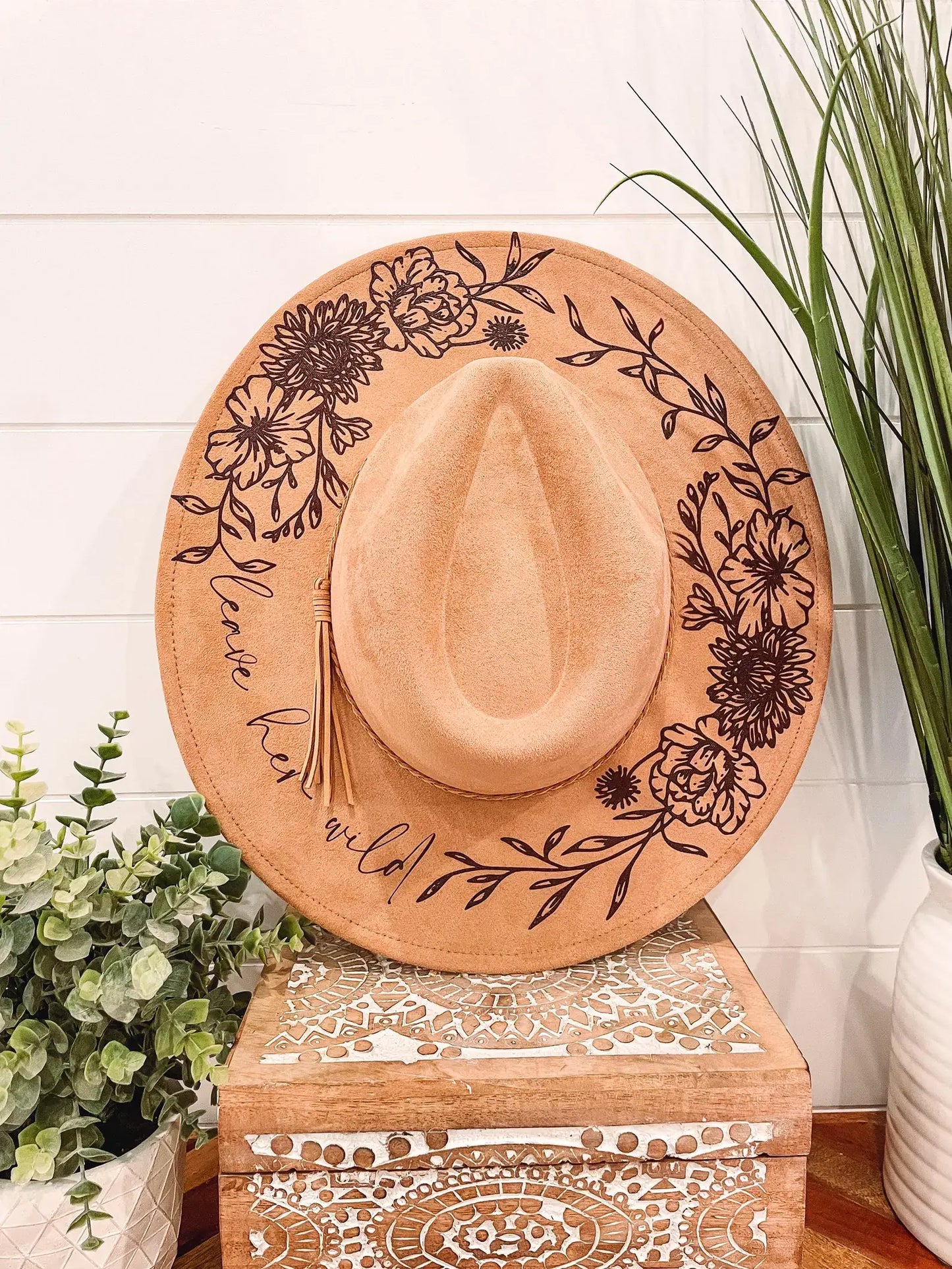 Floral Engraved Boho Hat - Gray