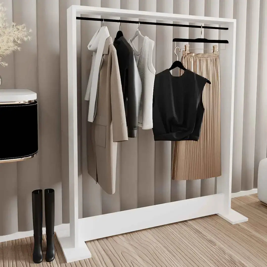 Decormet Salvitor Clothes Hanger – White