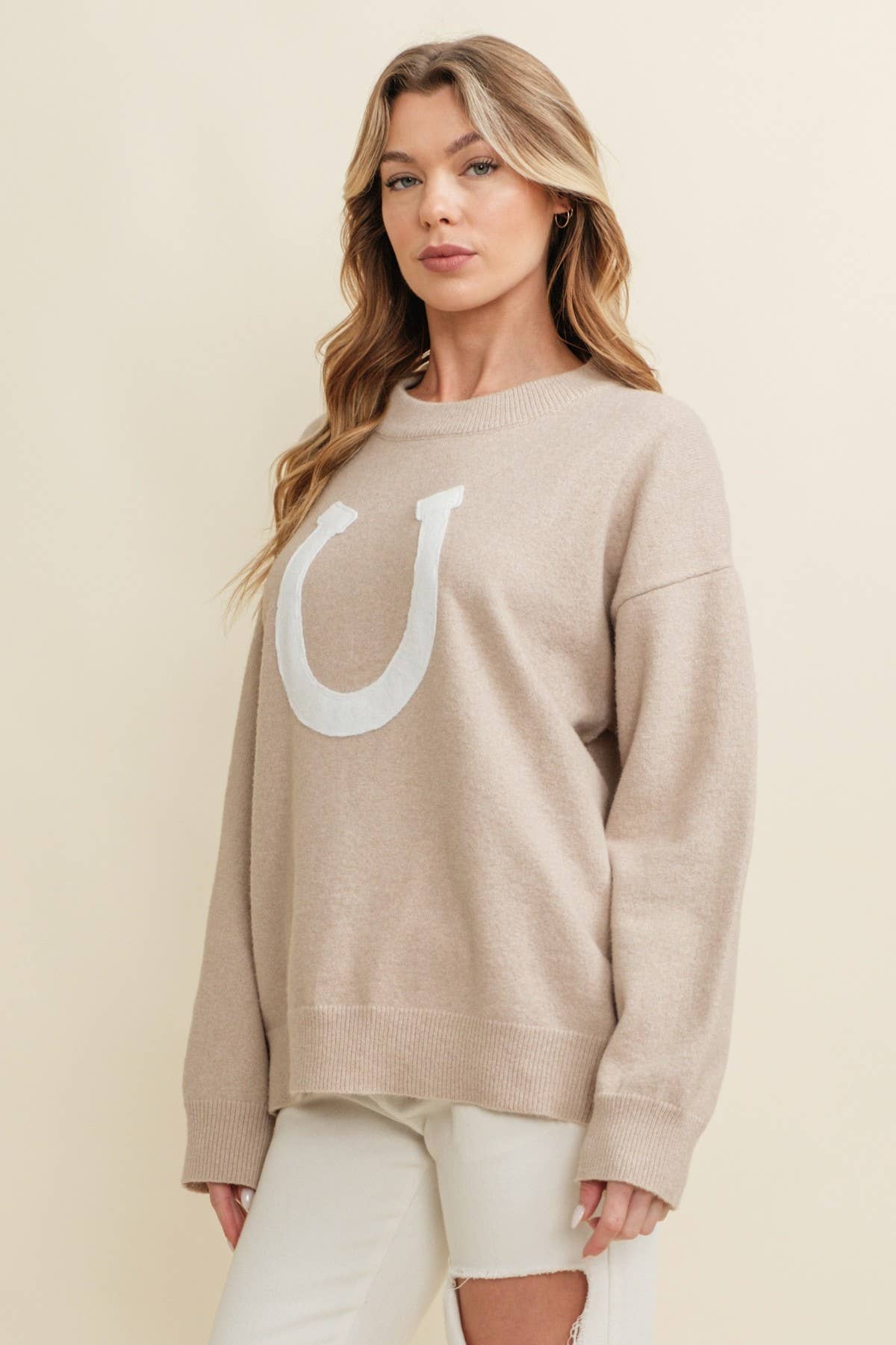 Oversized Horse Shoe Sweater