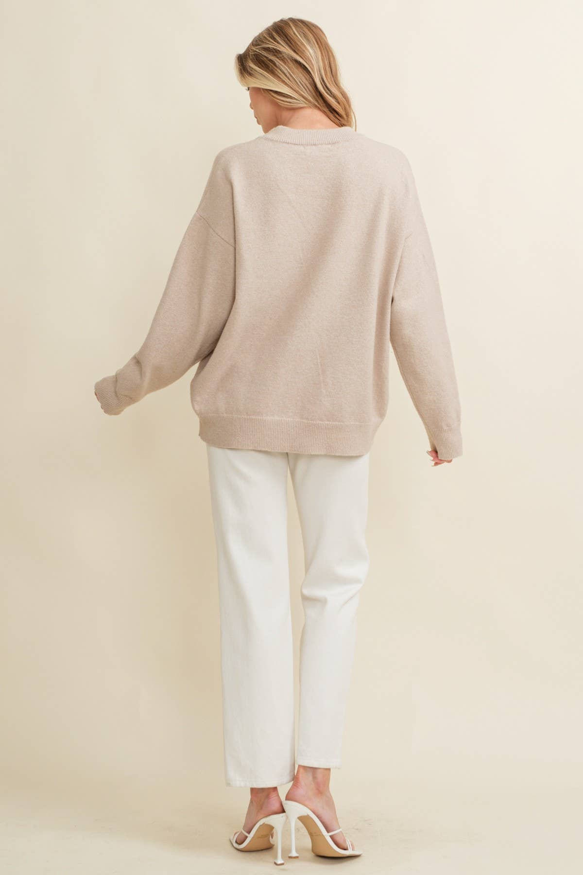 Oversized Horse Shoe Sweater