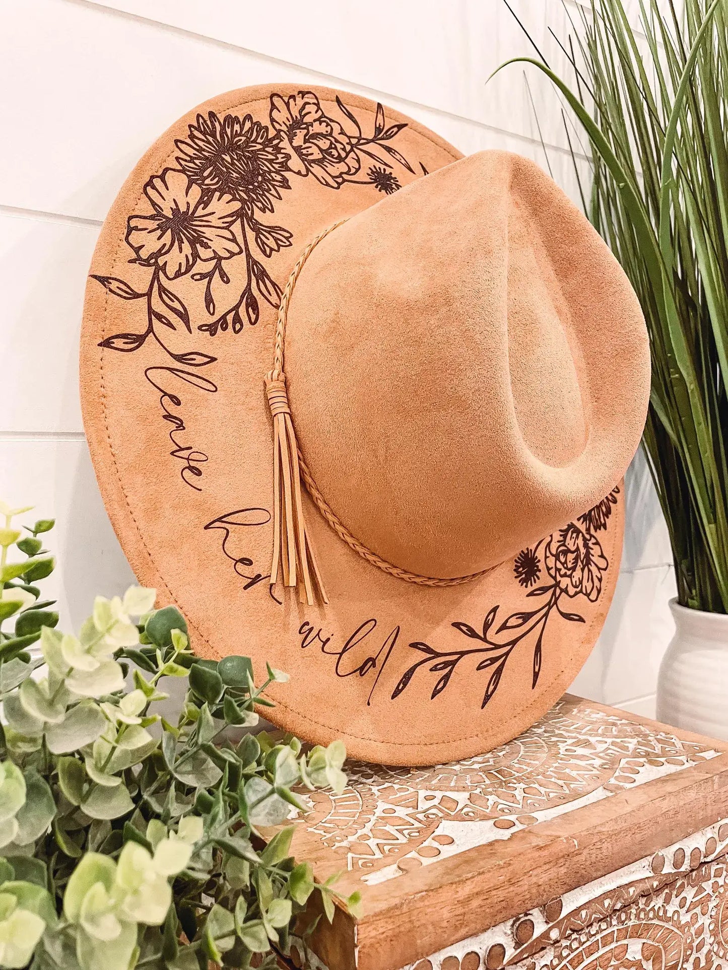 Floral Engraved Boho Hat - Gray
