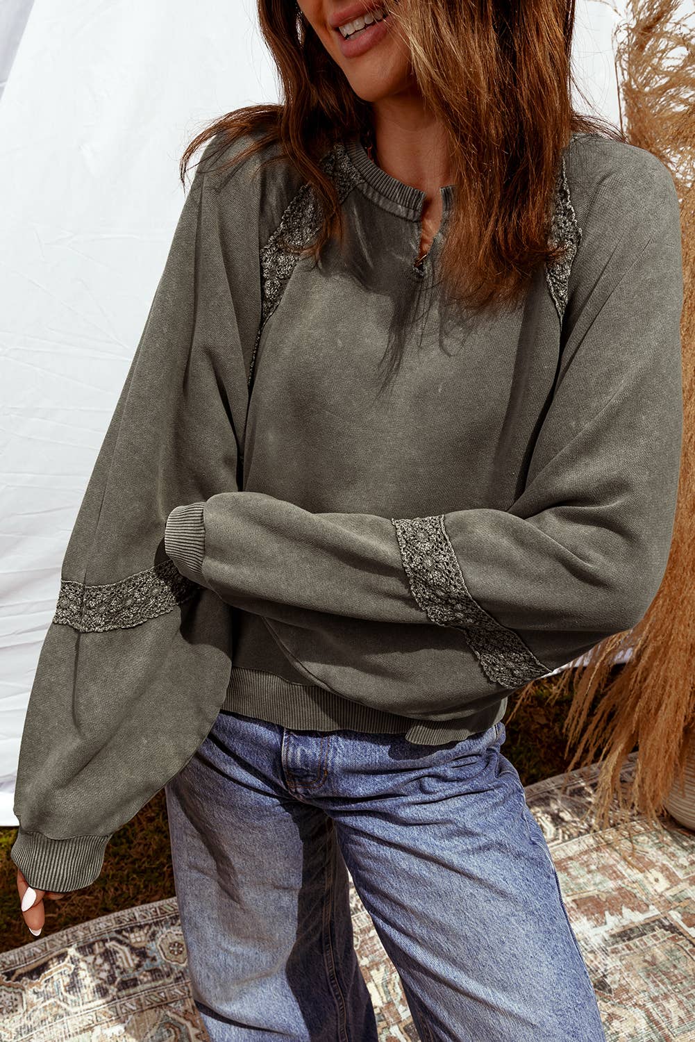 Lace Patchwork Notched Mineral Wash Baggy Sweatshirt